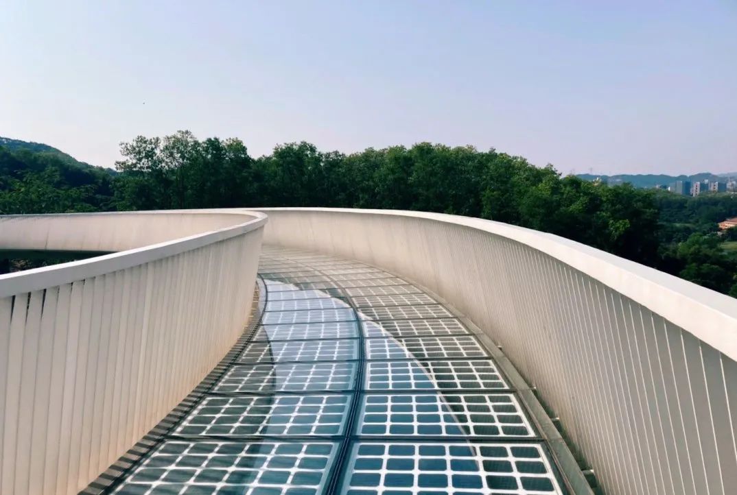 深圳天空之镜网红玻璃桥,深圳玻璃桥免费旅游攻略