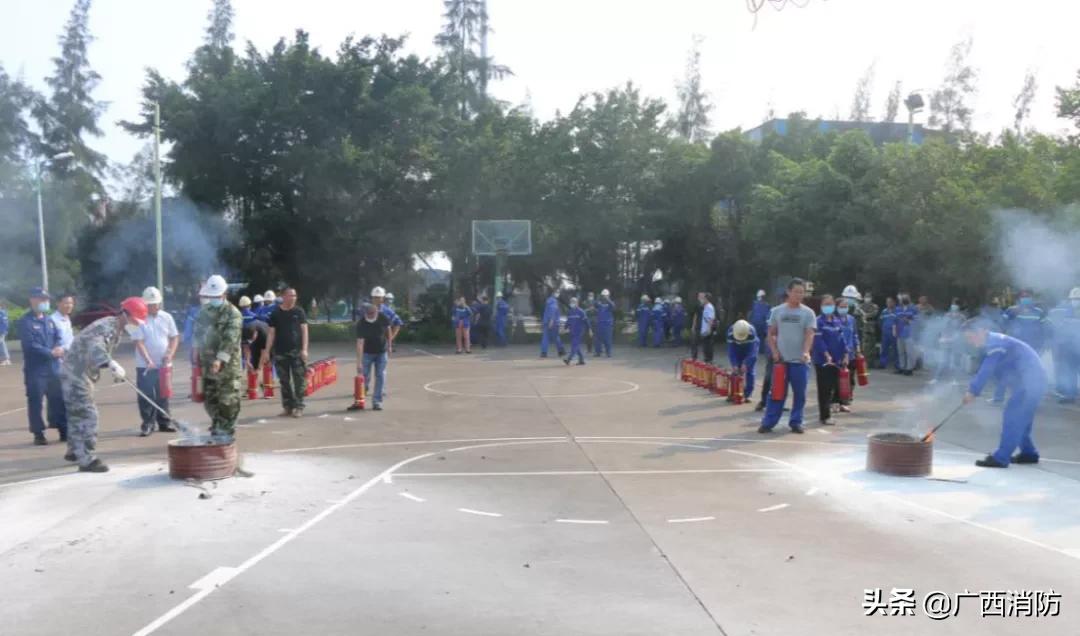 消防安全进企业宣传活动,消防安全宣传月启动仪式简报