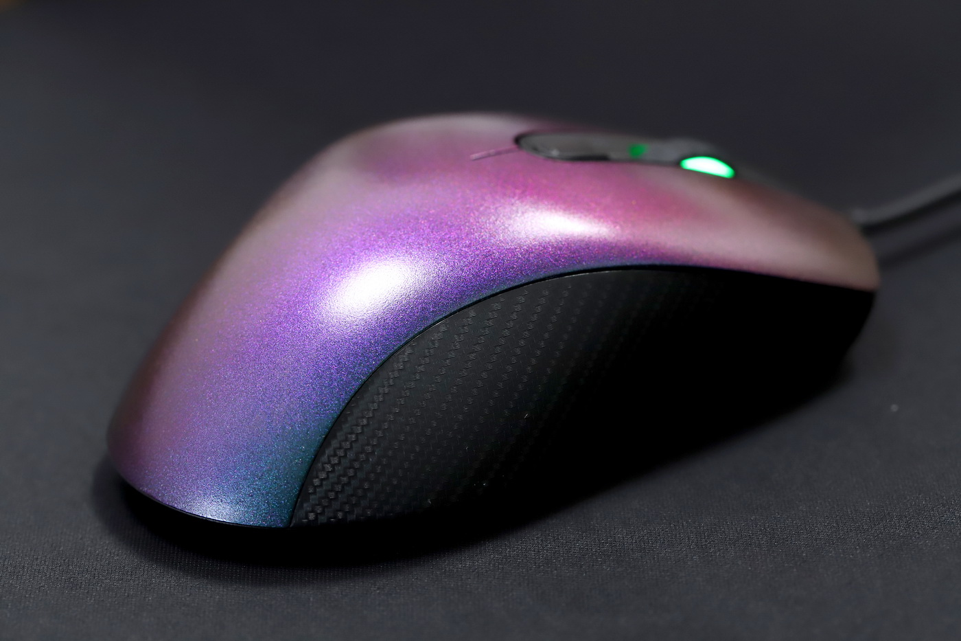 生物转色+轻量化，QPAD推出DX-30E碳贝版电竞鼠标