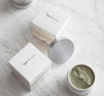 火山泥真是宝，油皮女孩的毛孔疏通剂，让贵妇霜3秒吃透锁水8倍