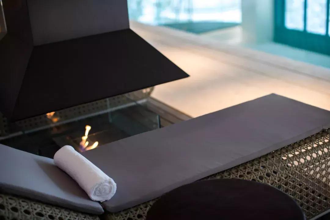 音乐烟花汇演视频,音乐篝火烟花秀