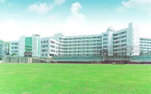 绵阳最牛初中生,绵阳最牛的初中