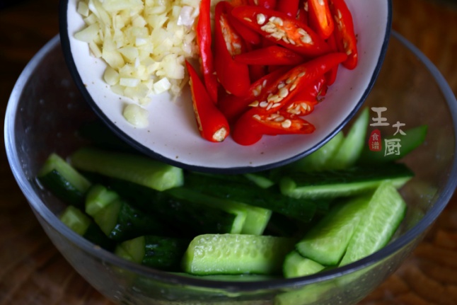 腌黄瓜咸菜的正宗做法,腌黄瓜咸菜的正确做法