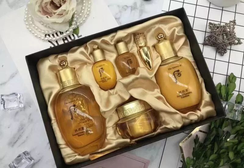 韩国whoo后套盒,韩国whoo后拱辰享套盒6件