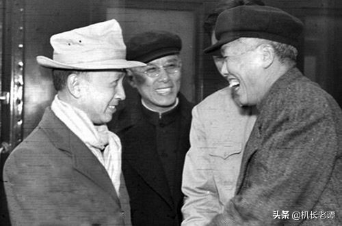 能享受三军仪仗队抬棺的有哪些人,受过三军仪仗队抬棺的人有谁