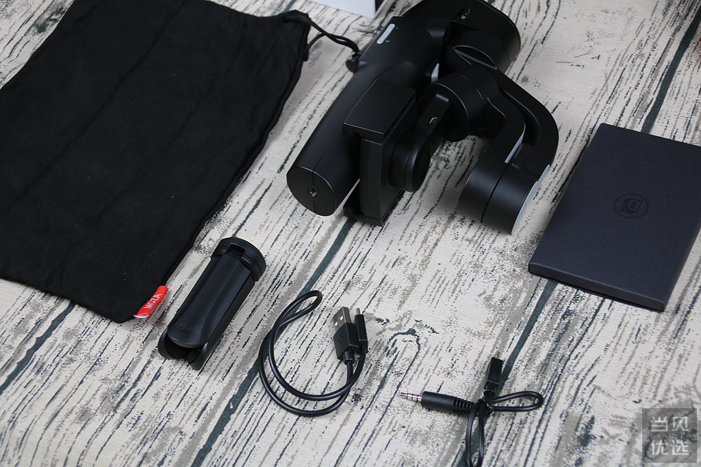 还在担心不会拍视频？魔爪Mini-S稳定器让你上手就会用