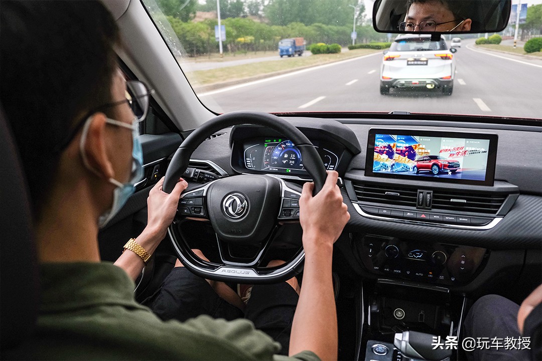 10万左右个性suv,10万左右的法系车suv