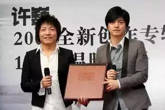 李健清华大学唱功,斯文理工男李健