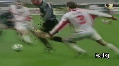 足球初恋系列全集,罗纳尔多足球档案解密