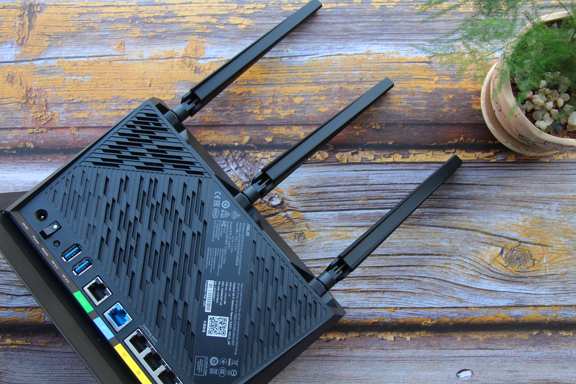 华硕ax86upro穿墙能力评测,华硕巨齿鲨路由器评测