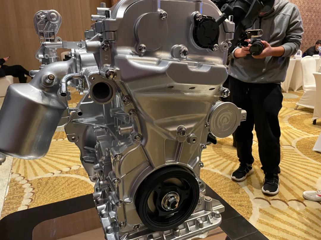 热效率突破50%的发动机,比亚迪43%热效率发动机