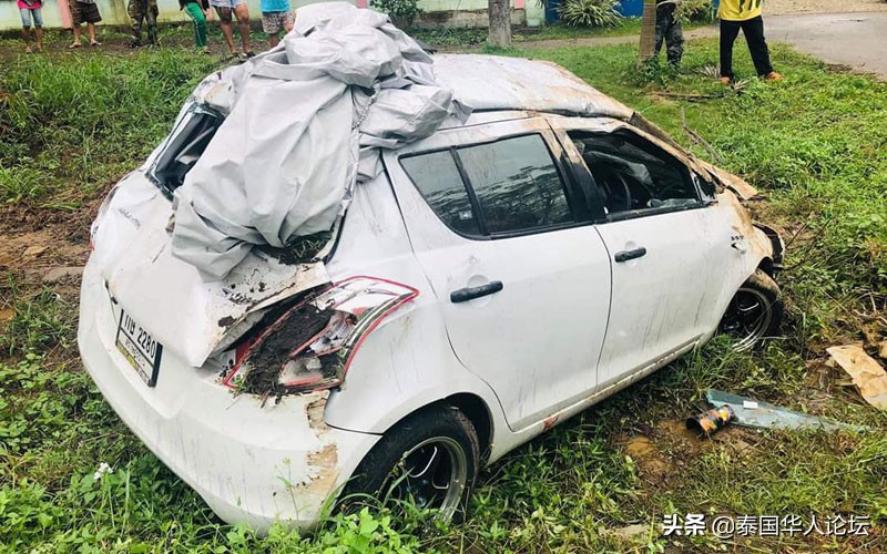 佛牌护体？泰国洛坤府一家4口车祸幸运逃生