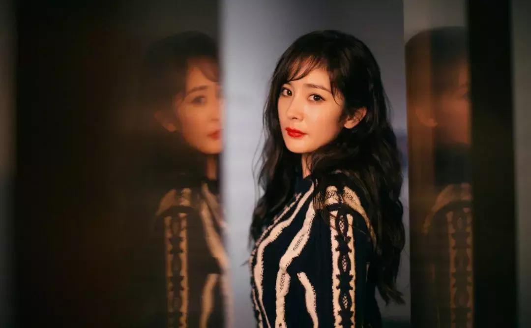 杨幂好凶,杨幂太惨了