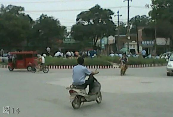 新乡原阳老照片：一中，烟糖酒商店，大米市场，黄河大厦，影剧院