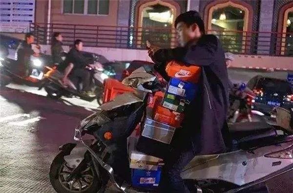 莆田鞋一眼假,莆田假鞋超越正品