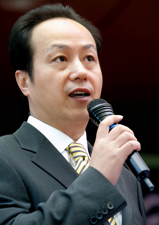 罗京去世12年母亲不知死讯,罗京去世前影像