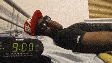 iphone的起床闹钟有多烦人,iphone最不吓人的闹铃