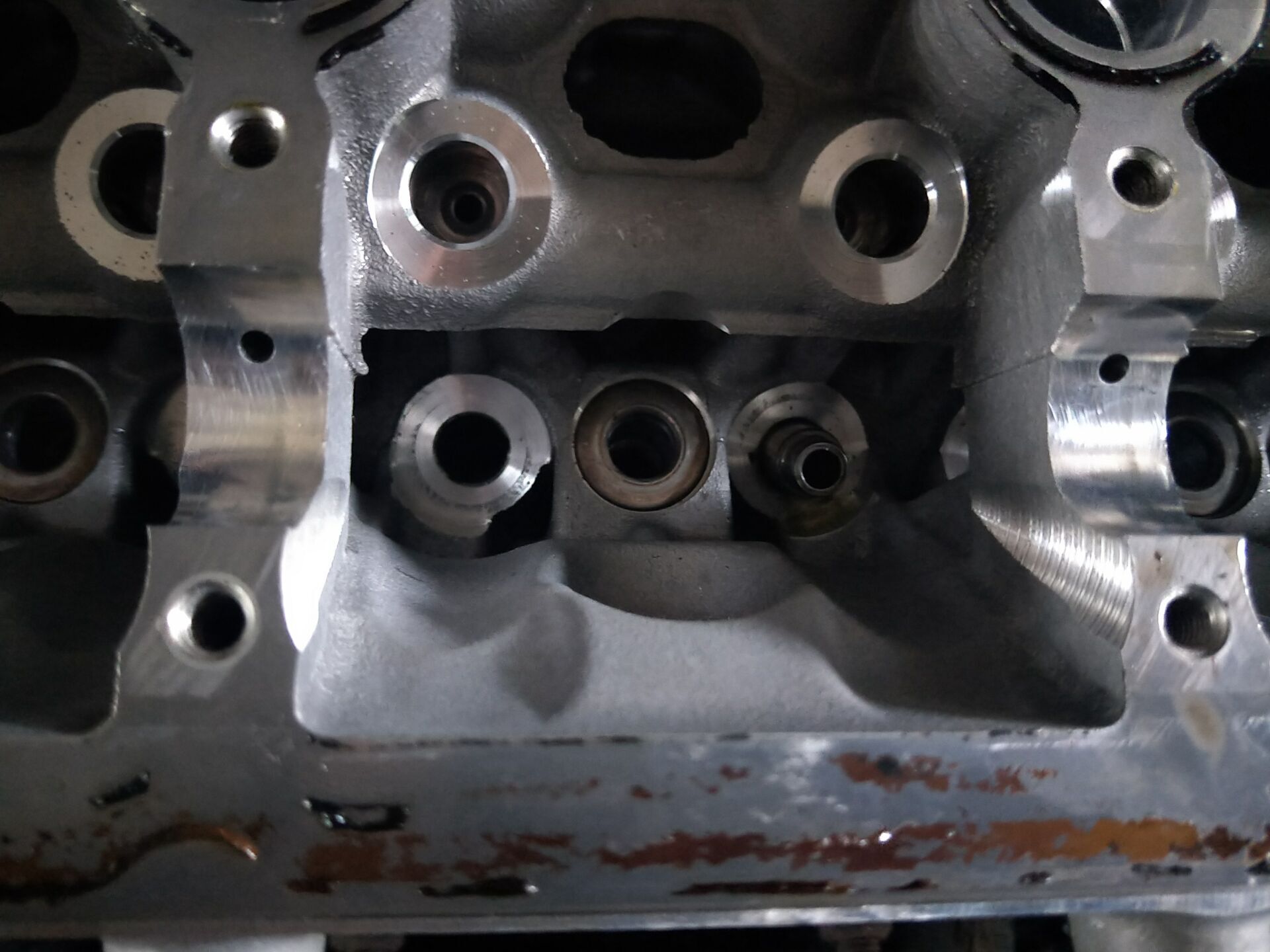 2010款大众途观发动机大修,2010年大众途观大修自己开值不