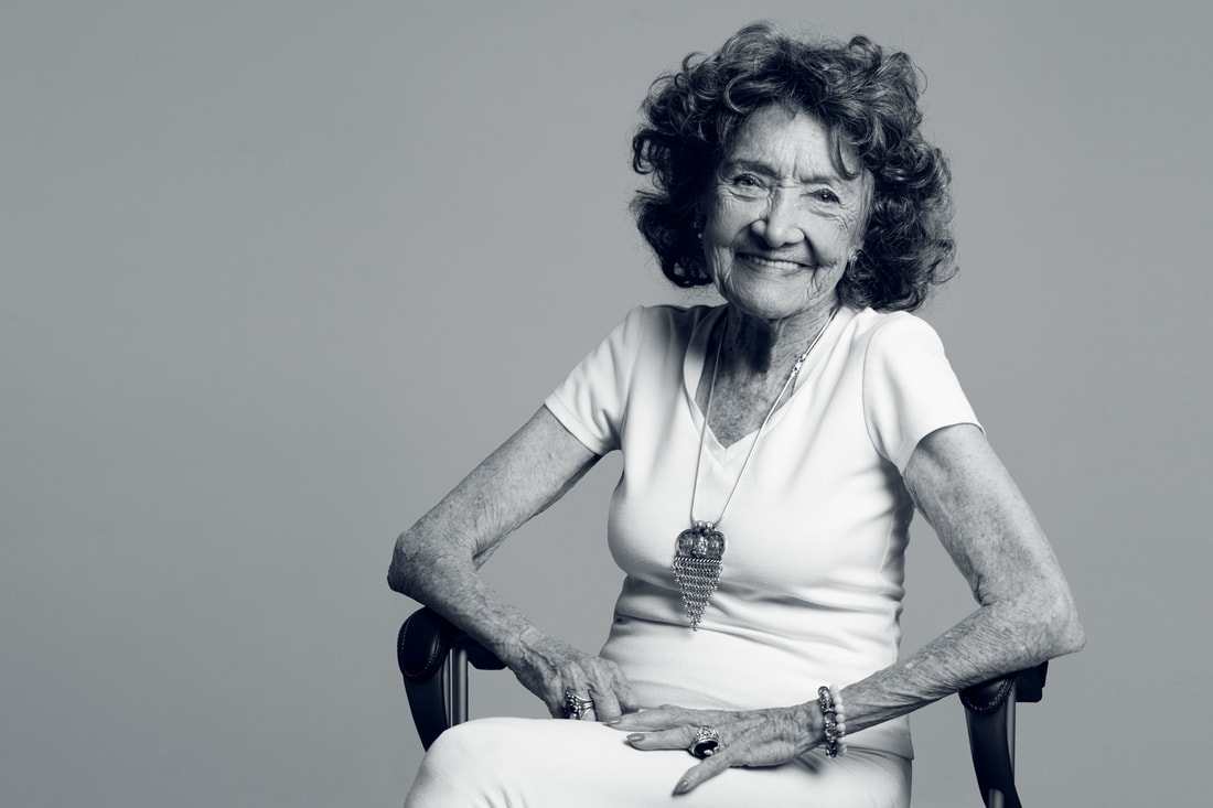 世界最小年龄的瑜伽教练,世界最年长瑜伽老师