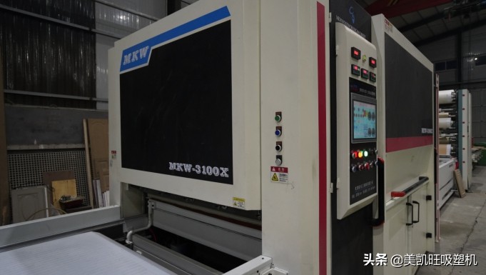 吸塑板是什么材料