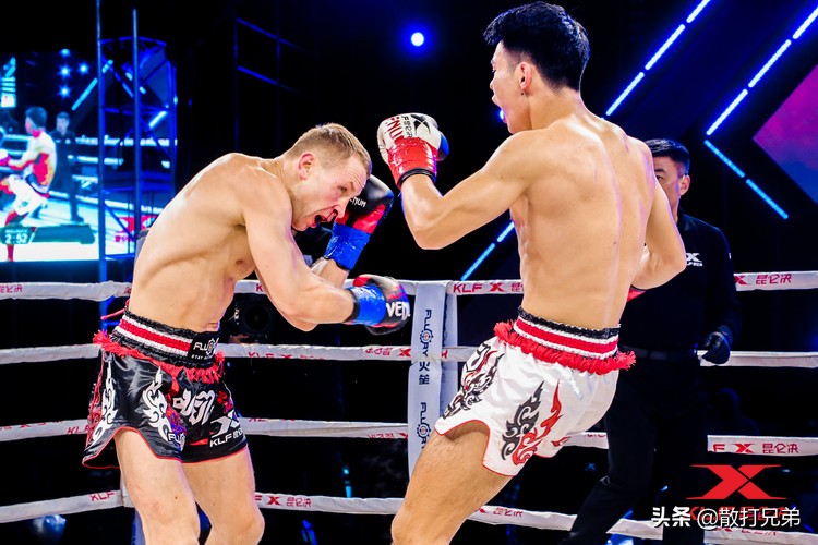 中国小将顶住压力拿下世锦赛首金,中国小将霸气夺冠视频