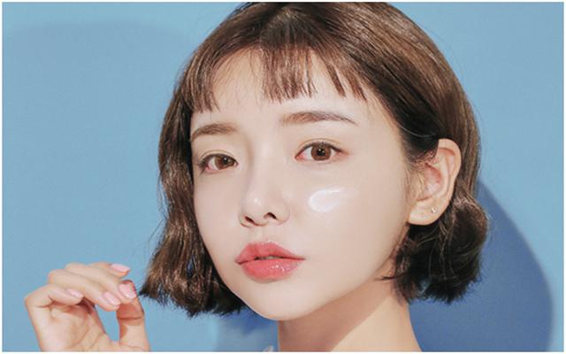 明明18岁，却像个大妈，全是因为满脸痘痘？别怕，痘痘肌救星来了