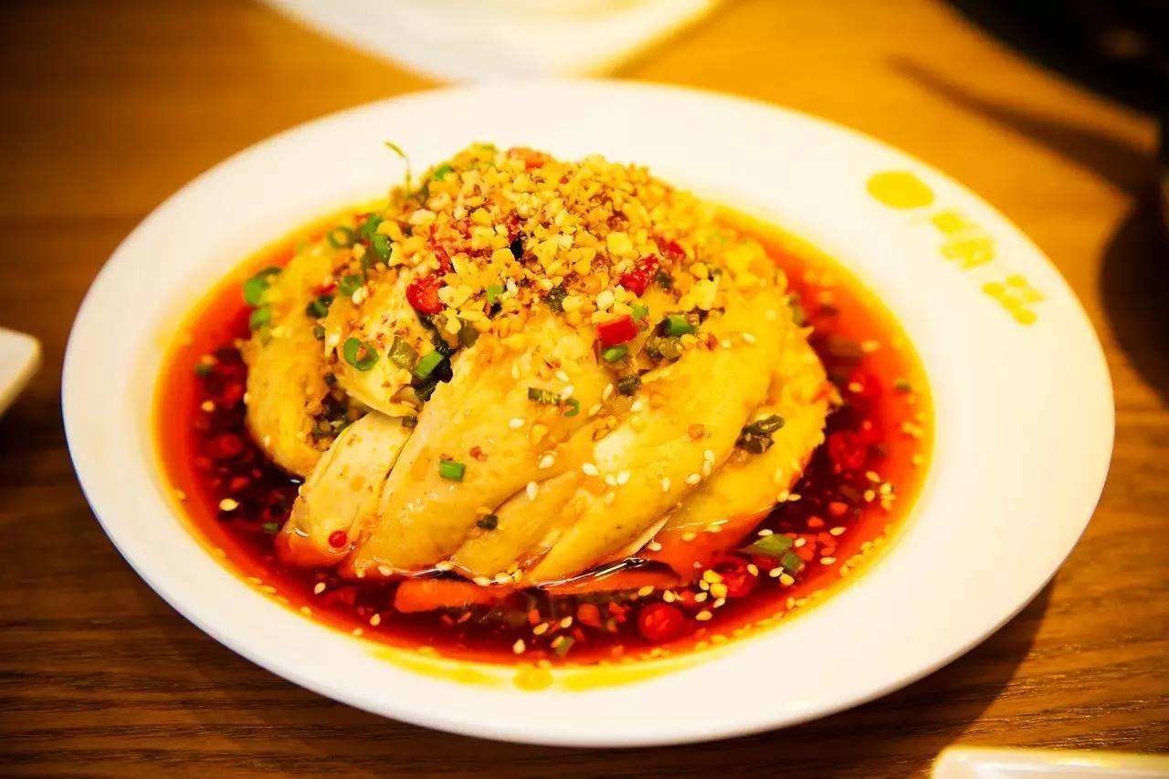 口水鸡算什么菜系,口水鸡是什么鸡做的