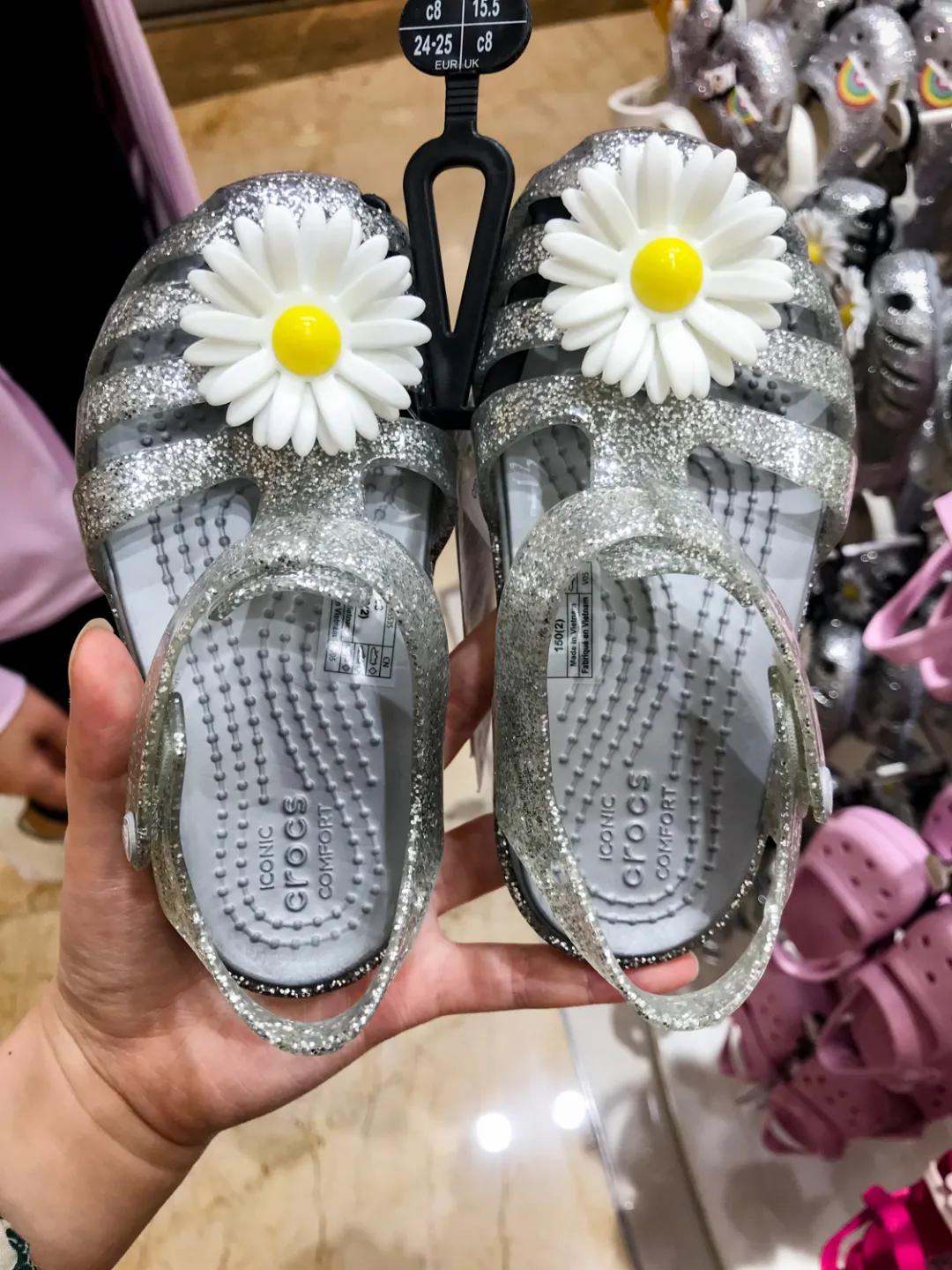 儿童哪一款凉鞋最好,哪个牌子的儿童凉鞋好穿推荐