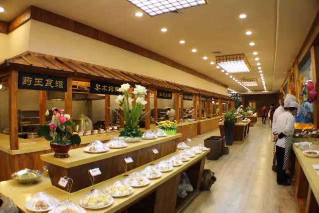 新盈泰生态园温泉,新盈泰温泉度假村都有什么玩的