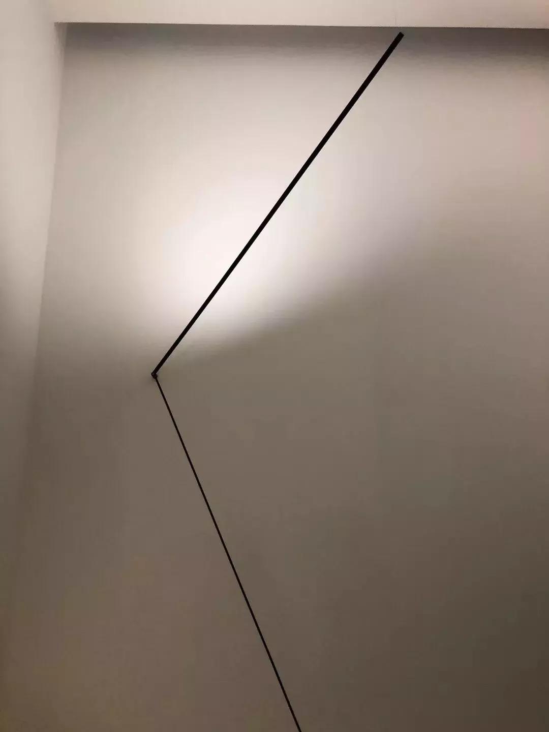 米兰展极简灯,米兰展惊艳的设计