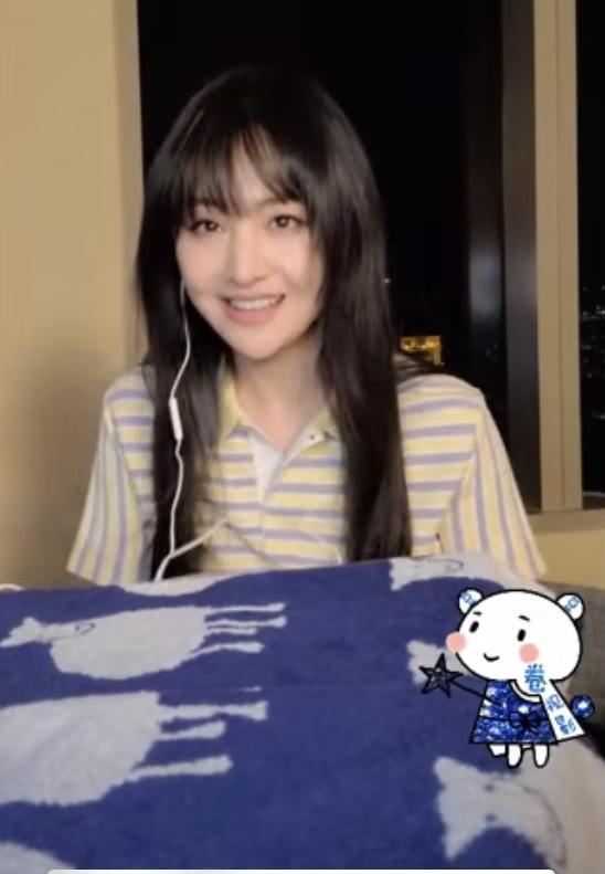 郑爽成为到货主播?携手央视主播共同助力户湖北,爽妹子无敌了!