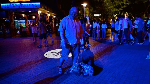 长隆万圣节一排小鬼看贞子鬼屋,广州长隆万圣节鬼屋攻略