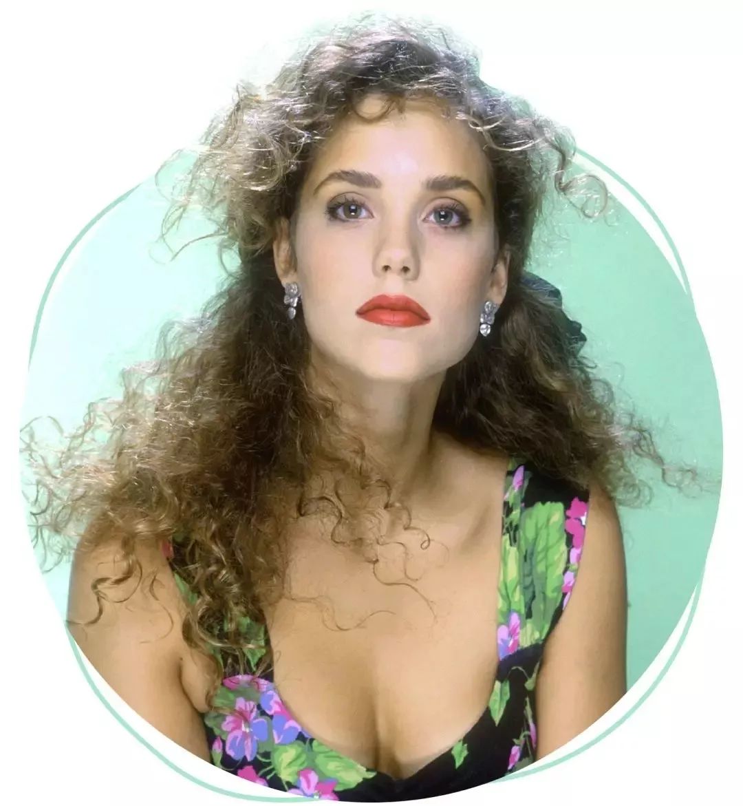 新年发型推荐齐肩发发量多,30-40岁适合发型男士圆脸发质细软