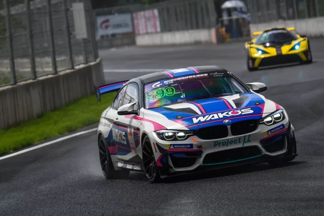 钢铁赛道雨中热战·ChinaGT上演秦皇岛首轮超跑对决