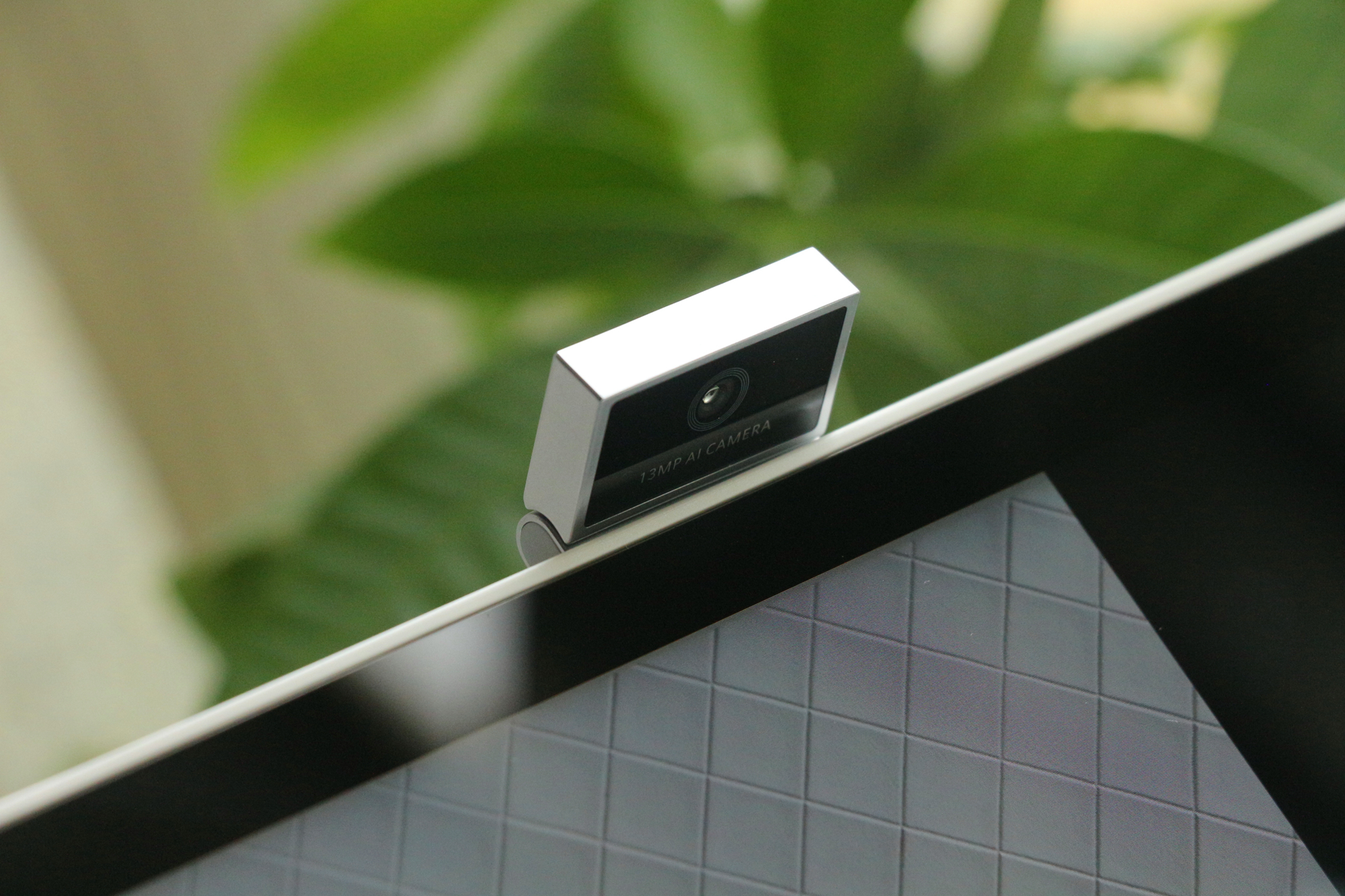 贴心的保驾护航、丰富的儿童教育内容，华为小精灵学习智慧屏体验