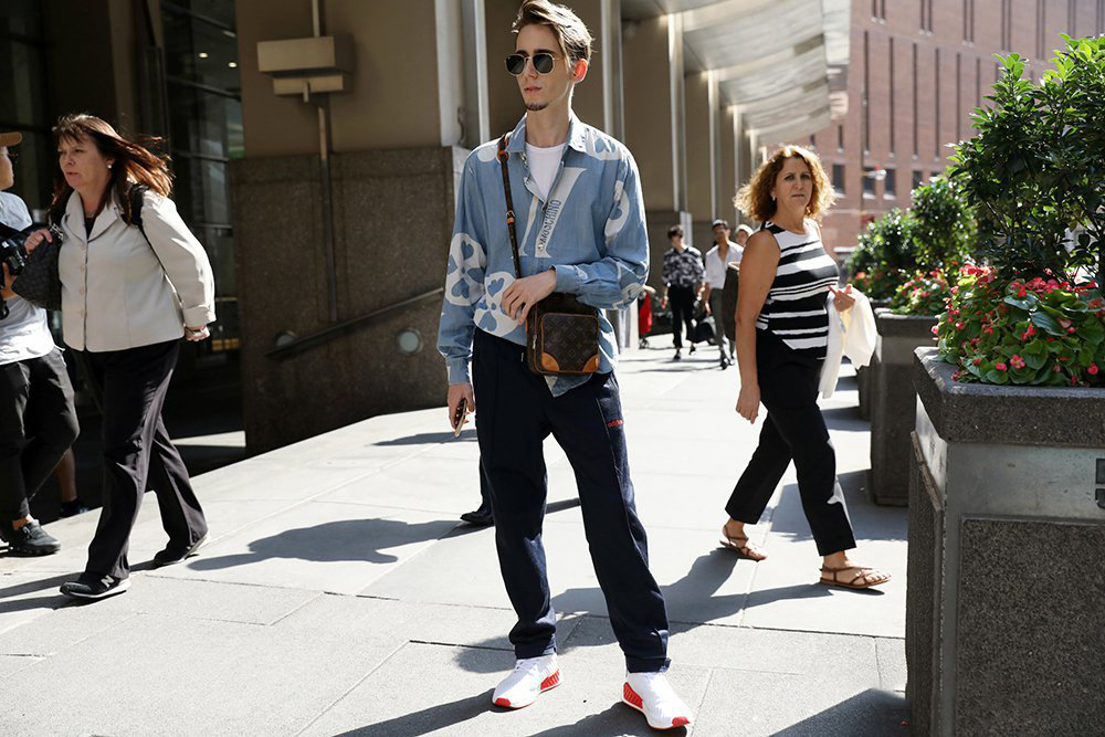 直男衬衫穿搭技巧,日系衬衫怎么选男