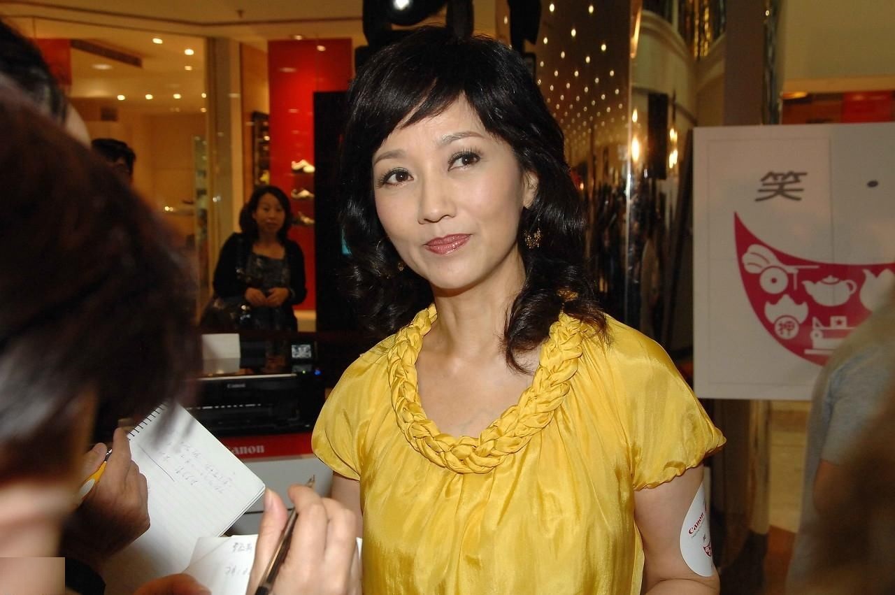 赵雅芝：67岁活成27岁，2段婚姻3个儿子，堪称人生大赢家