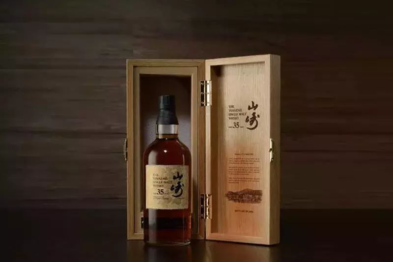 山崎威士忌有收藏价值吗,山崎18年威士忌得过哪些奖项