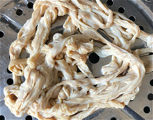 自己灌香肠怎样调料,自己灌香肠怎么灌才好灌