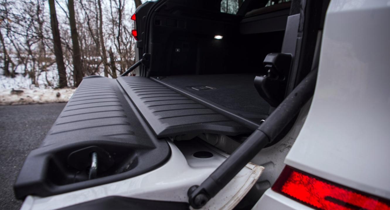 试驾国产宝马x53.0t跑高速,海外宝马x5柴油版冷启动