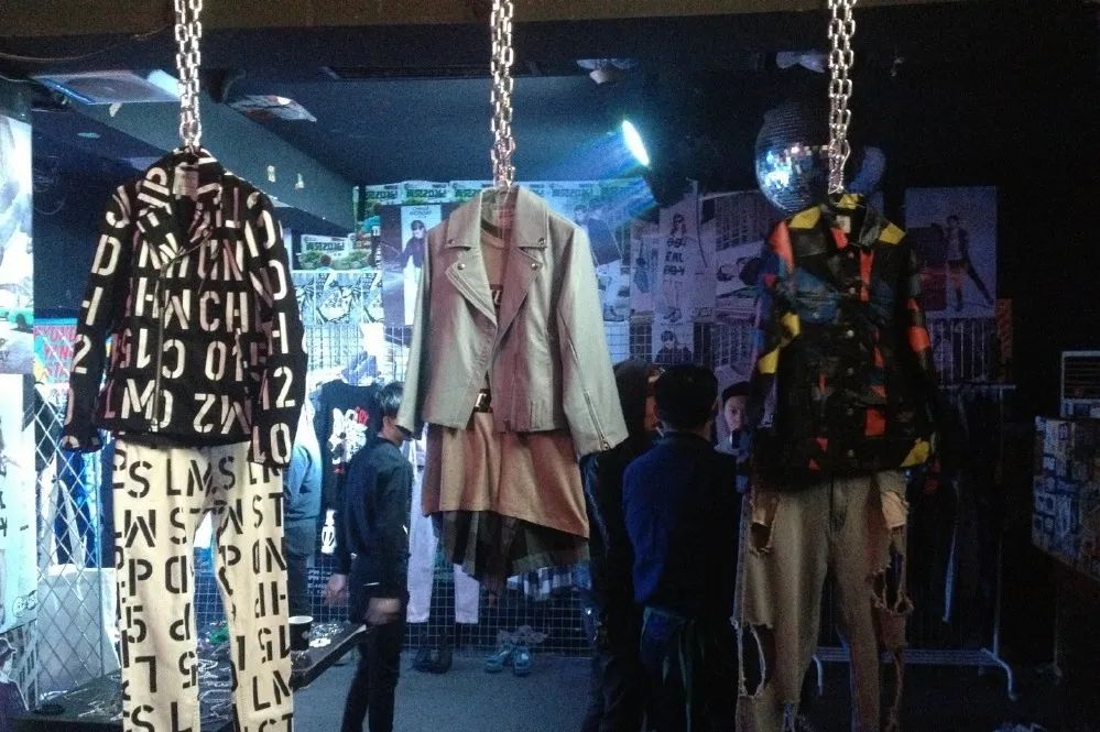 《七夕保命指南》：别再送花吃饭，这三个地方请男生直接抄作业