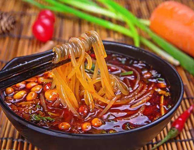 吃货男女的七夕约会指南｜鑫鼎源｜小吃加盟｜加盟指南