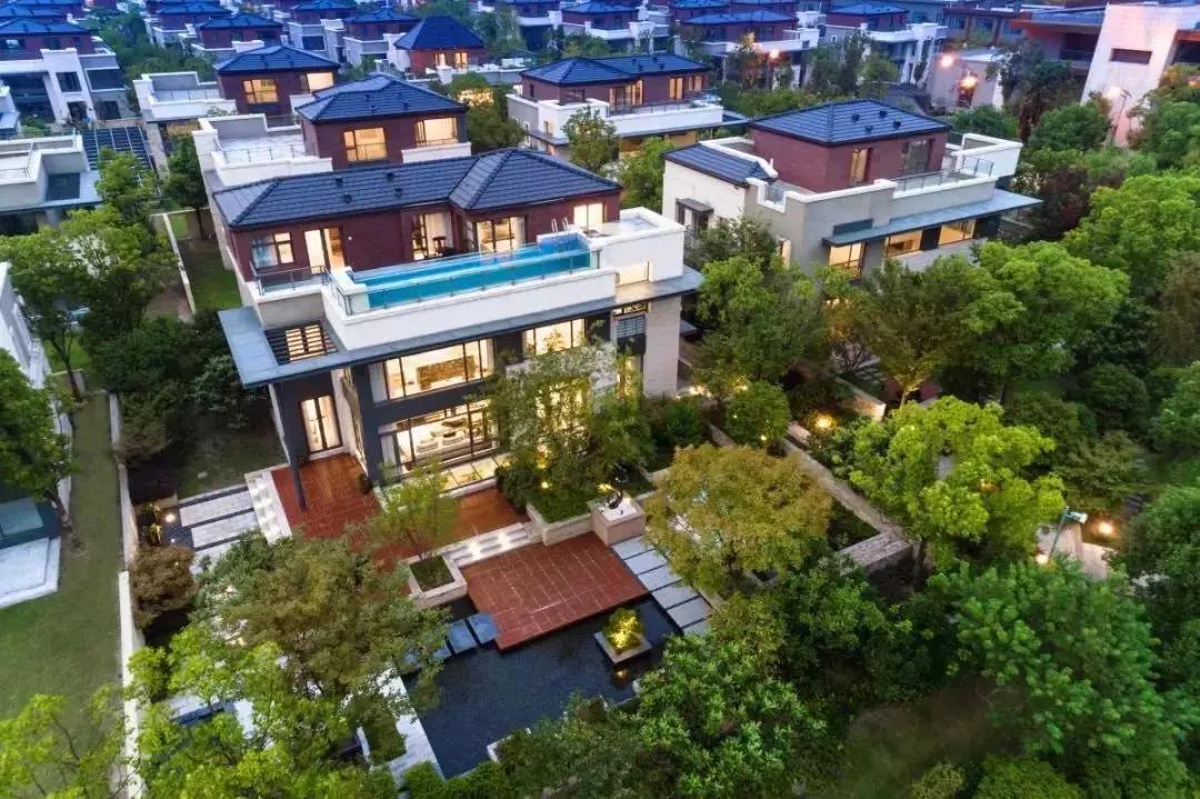 深度楼盘佘山御庭：隐藏在都市山水中的“至宝”