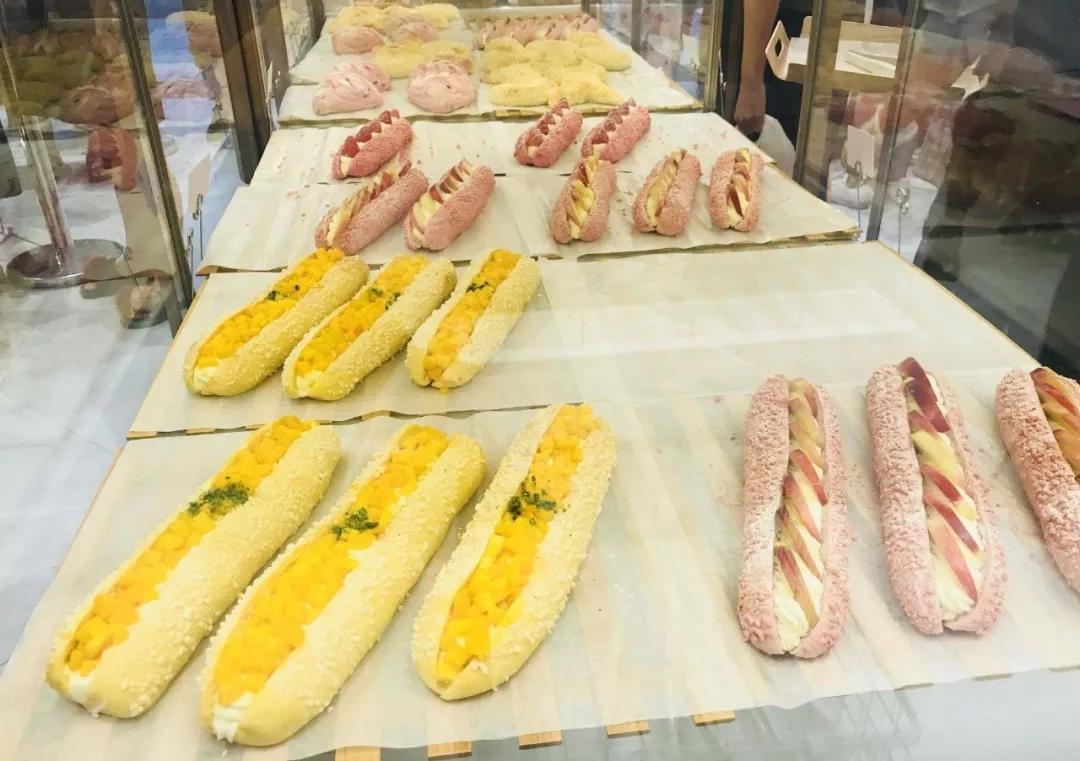 你知道哪些网红赚大钱的路子,开个网红奶茶店大概要多少钱