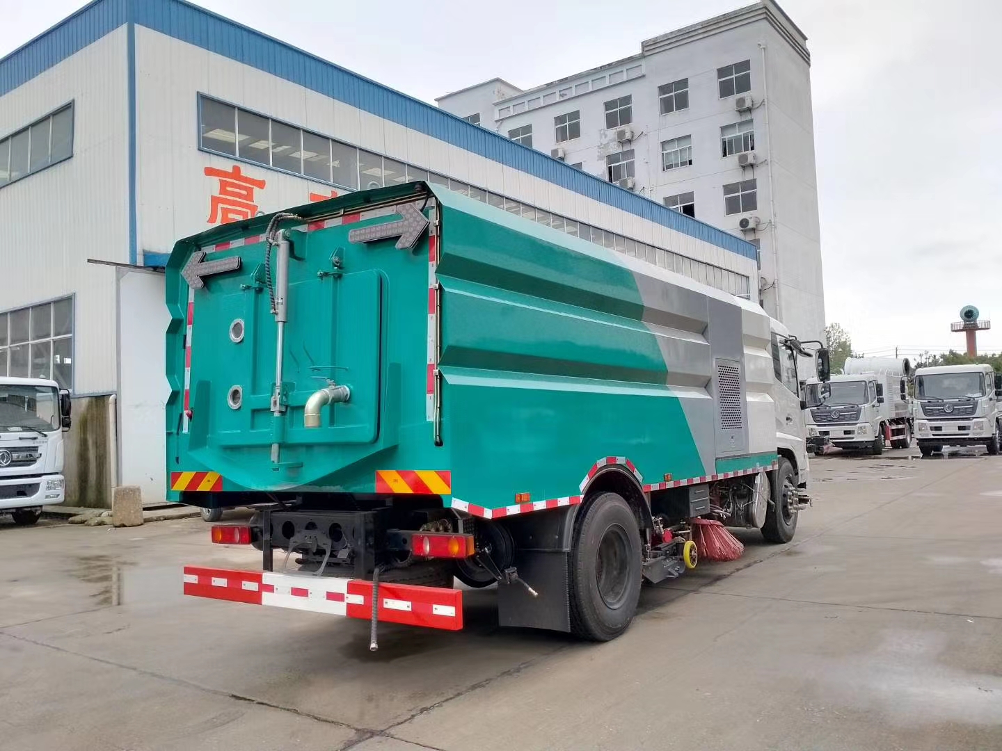 东风天锦洗扫车操作介绍,东风天锦洗扫车各个按键功能介绍