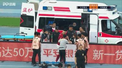 中超联赛最严重的球员群殴事件,中超受伤感人一幕