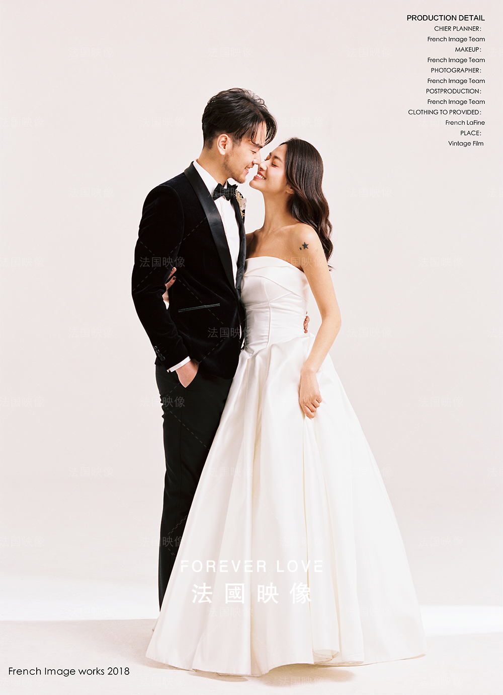 摄影师必看的九种对比手法,摄影师的9种经典拍照姿势