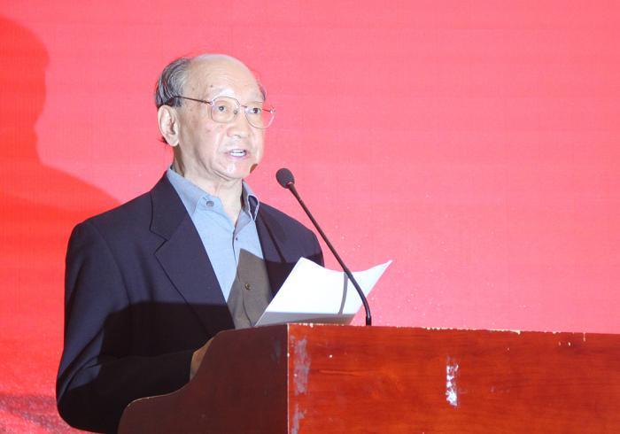 纪念陈士榘上将诞辰110周年:投身军旅为革命一生紧随毛*东泽**【图】