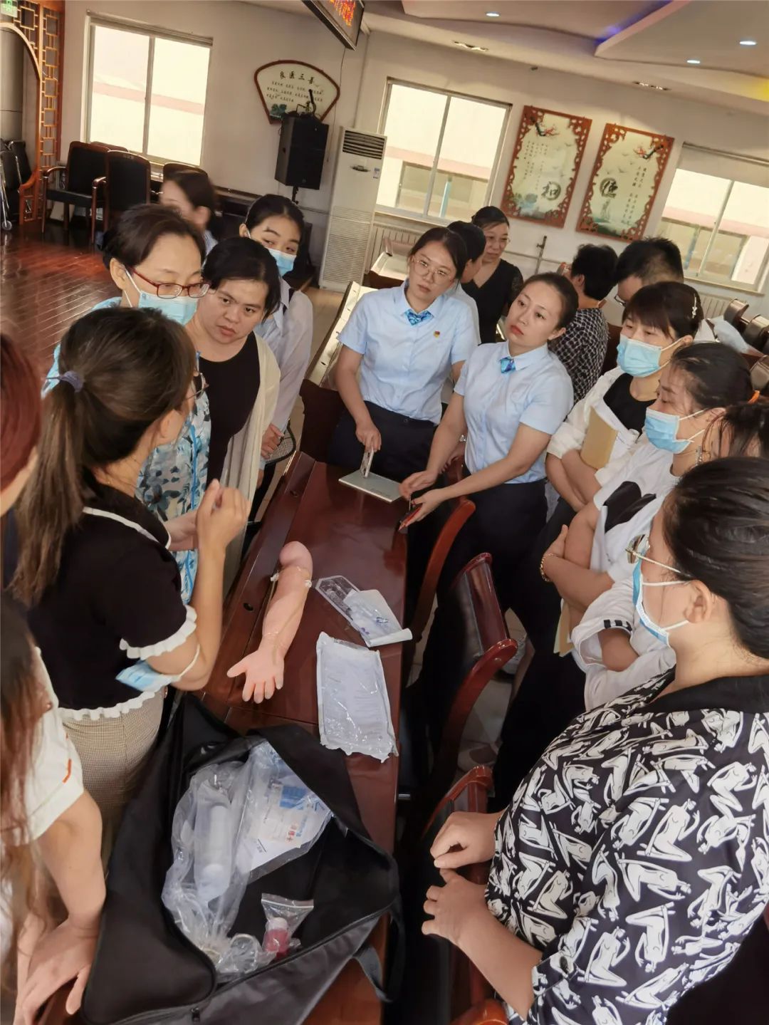 中心静脉导管在重症患者中的应用,中心静脉导管静脉输液