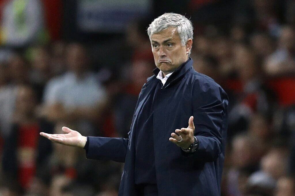 热刺孙兴慜握手穆帅,热刺1-0领先孙兴慜